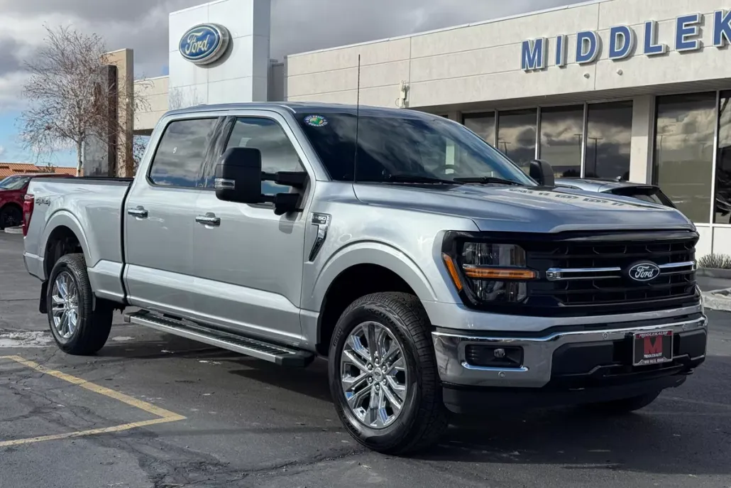 2025 Ford F-150 XLT photo 1