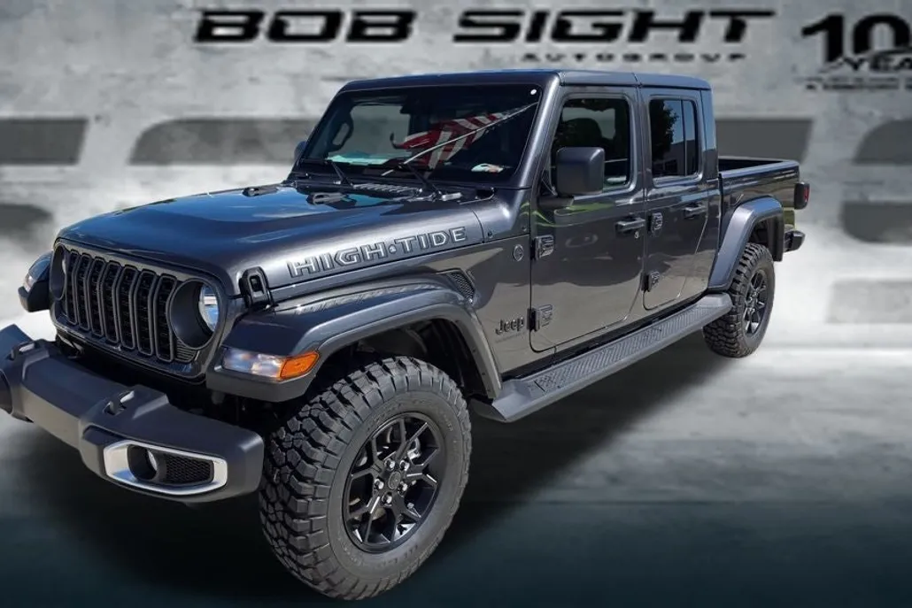 2025 Jeep Gladiator Sport photo 1