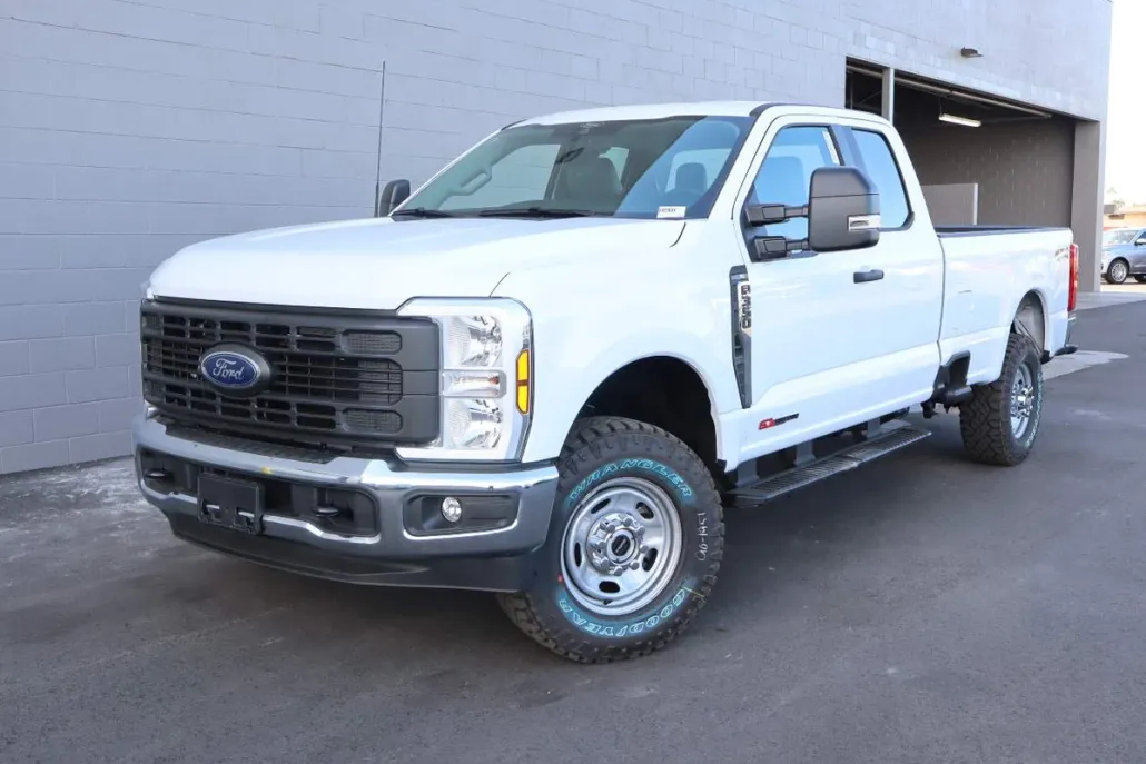 2025 Ford F-350 XL photo 1