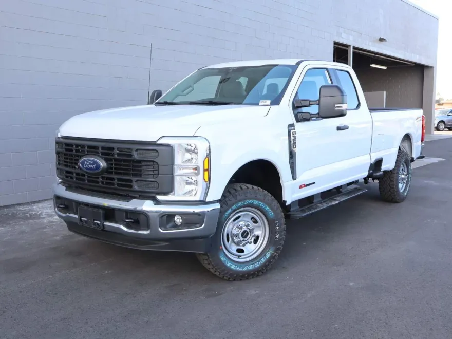 2025 Ford F-350 XL photo 1
