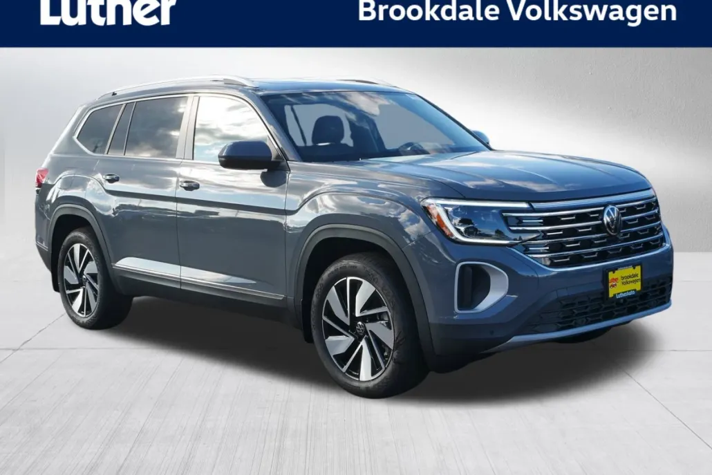 2026 Volkswagen Atlas SEL photo 1