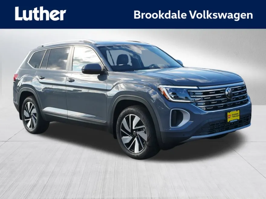 2026 Volkswagen Atlas SEL photo 1