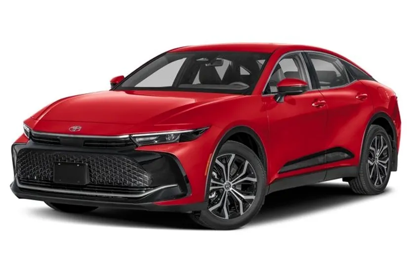 2025 Toyota Crown XLE photo 1