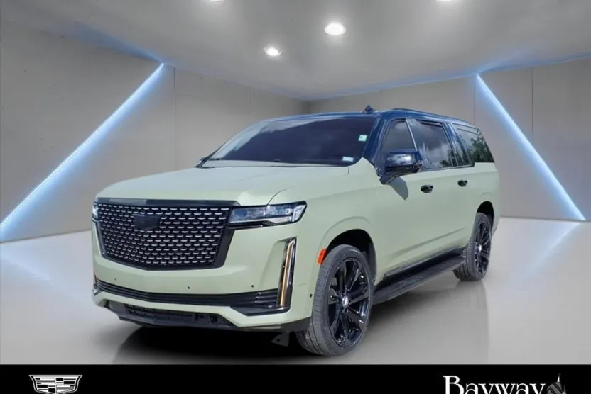 2023 Cadillac Escalade ESV Premium Luxury photo 1