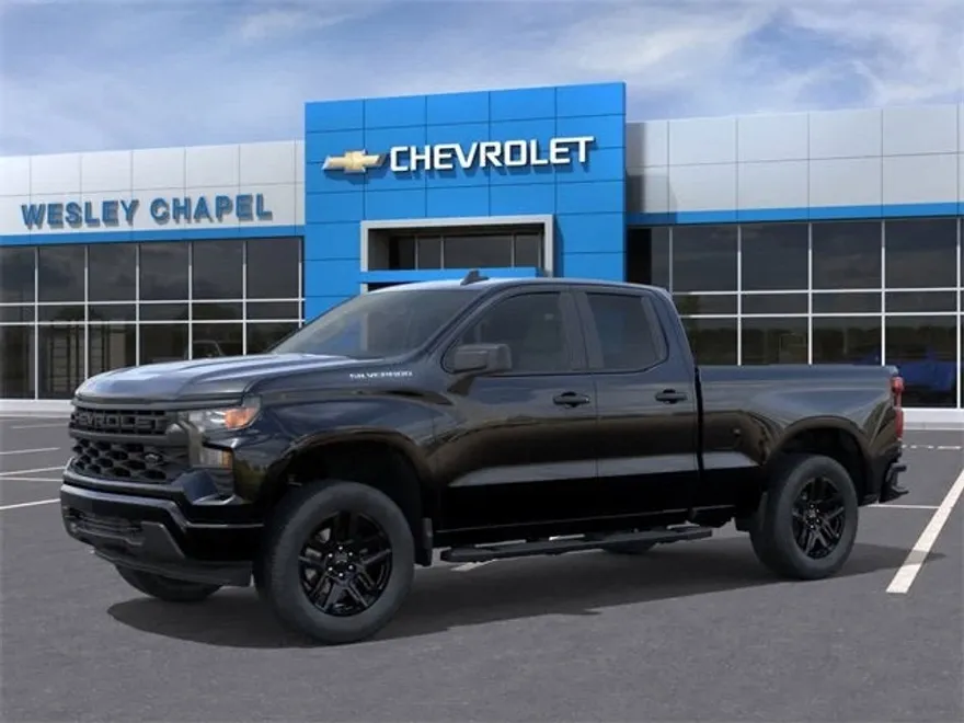 2026 Chevrolet Silverado 1500 Custom photo 1