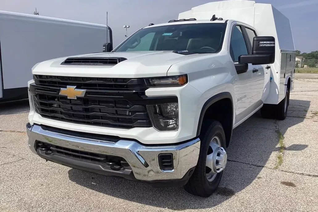 2025 Chevrolet Silverado 3500HD Work Truck photo 1