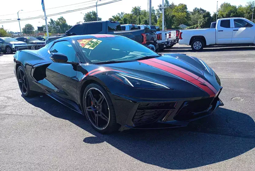 2022 Chevrolet Corvette 2LT photo 1
