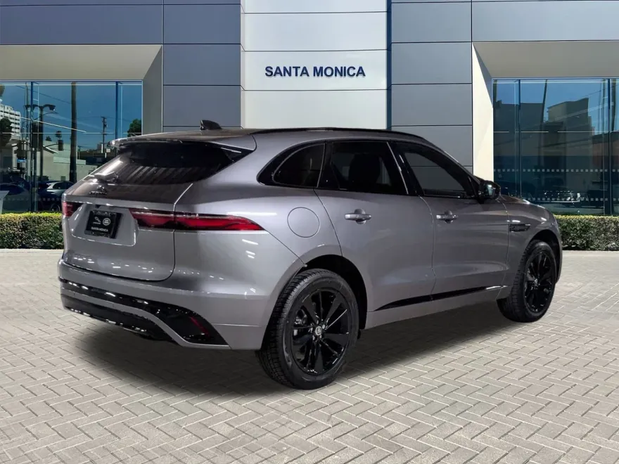 2025 Jaguar F-PACE P250 R-Dynamic S photo 1