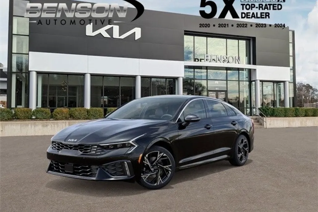 2025 Kia K5 GT-Line photo 1