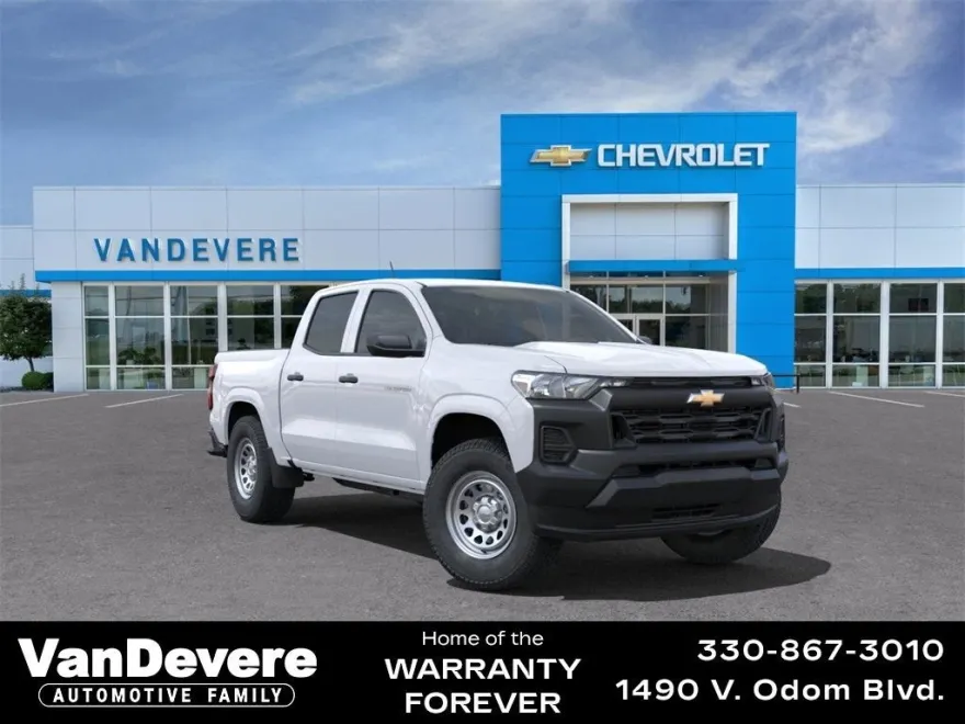 2025 Chevrolet Colorado LT photo 1