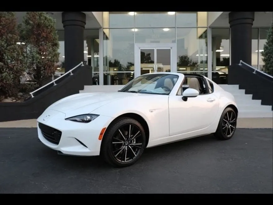 2025 Mazda MX-5 Miata Miata RF Grand Touring photo 1