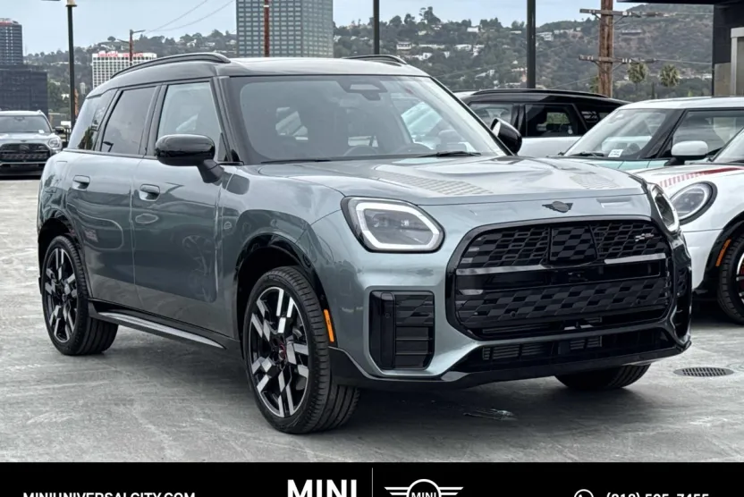 2026 Mini Countryman S ALL4 photo 1