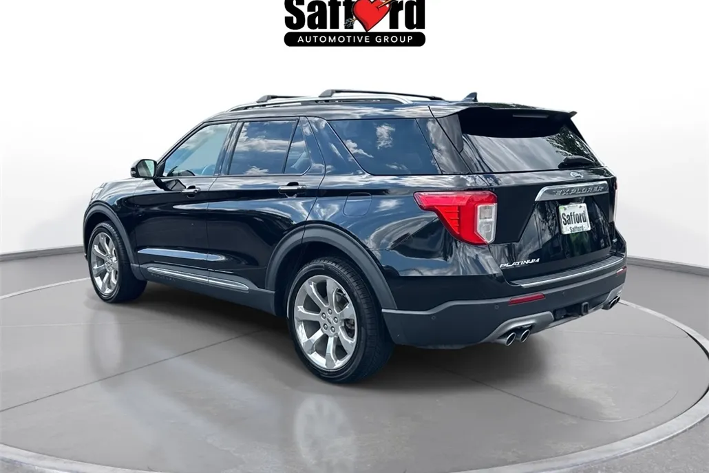 2020 Ford Explorer Platinum photo 1