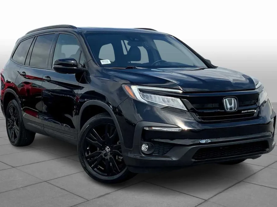 2022 Honda Pilot Black Edition photo 1