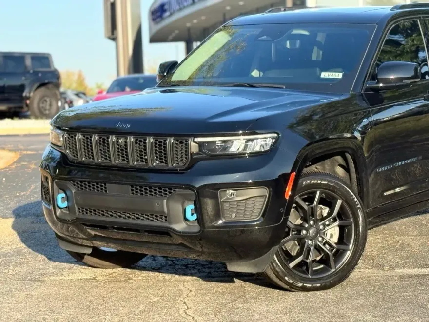 2023 Jeep Grand Cherokee 4xe photo 1