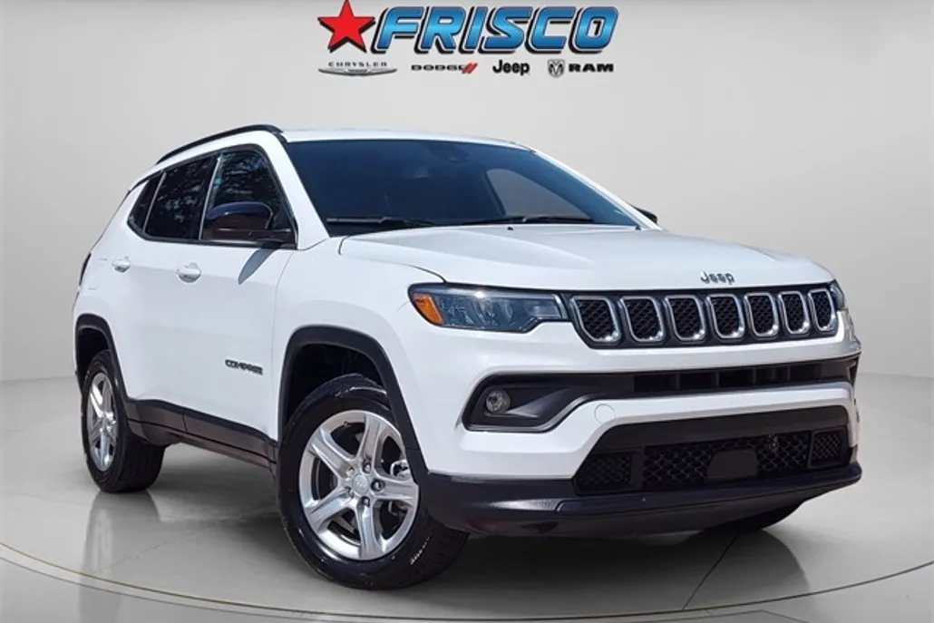 2024 Jeep Compass Latitude photo 1