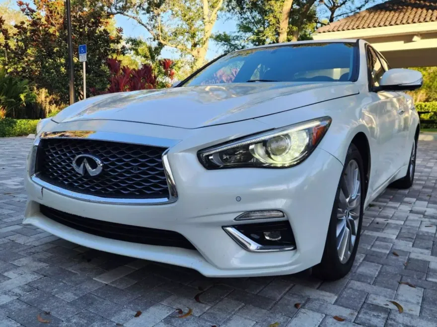 2020 Infiniti Q50 3.0t LUXE photo 1