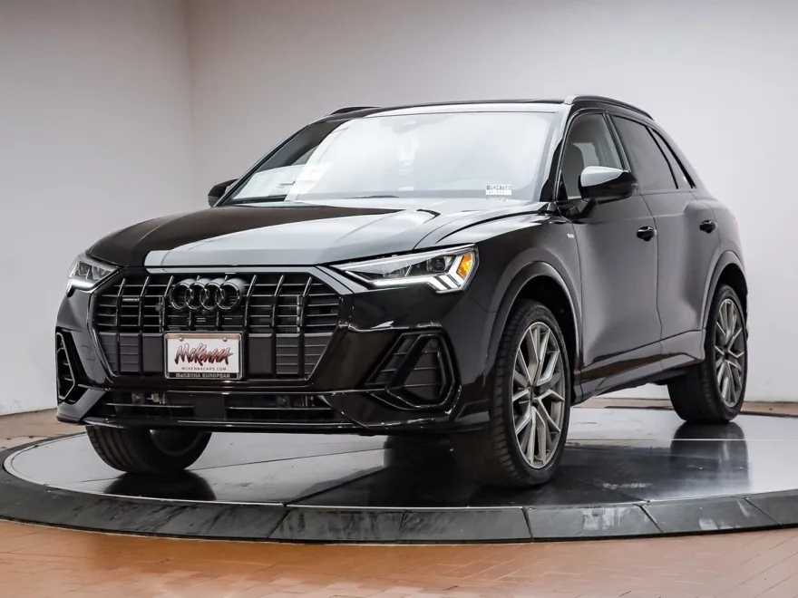 2025 Audi Q3 45 TFSI S line Premium Plus photo 1