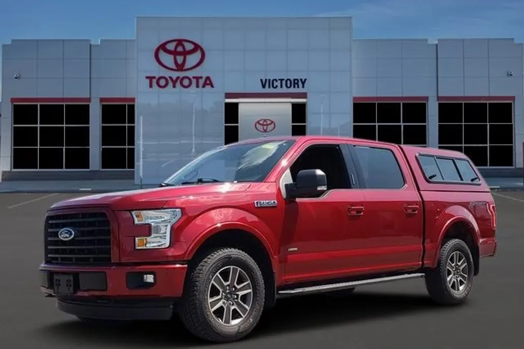 2017 Ford F-150 XLT photo 1