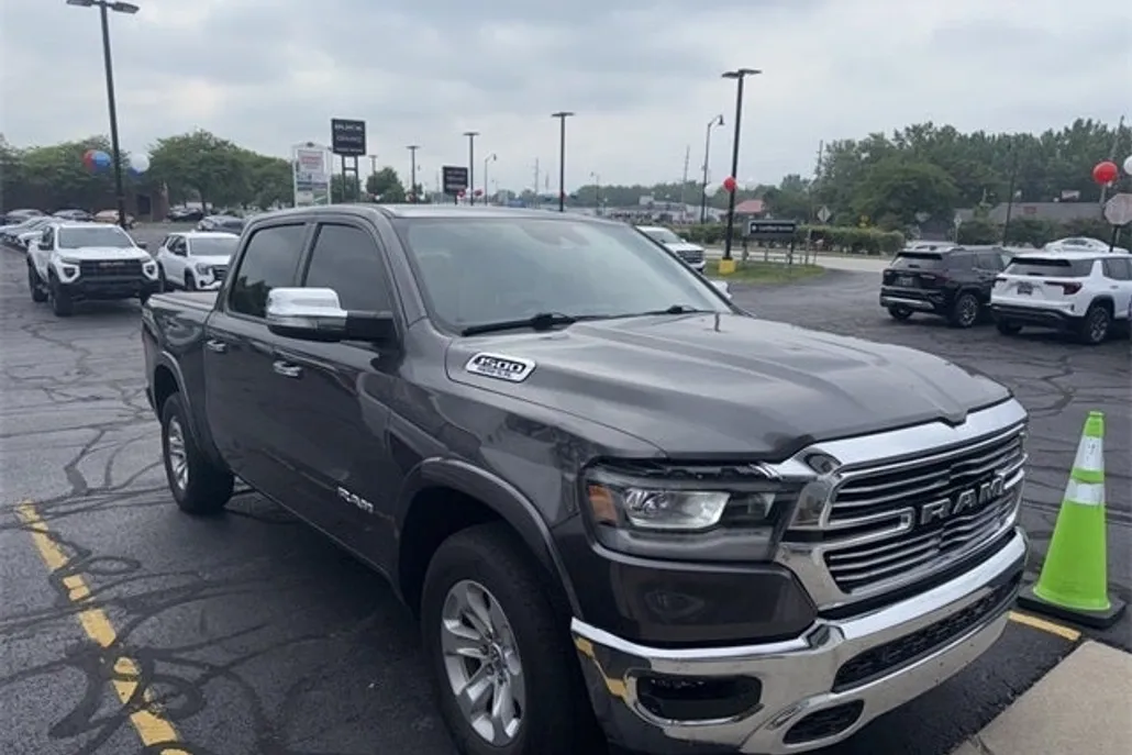 2022 Ram 1500 Laramie photo 1