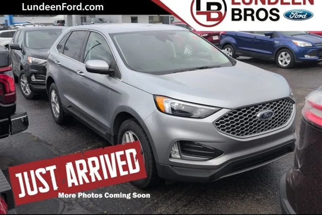 2024 Ford Edge SEL photo 1
