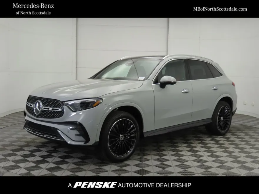 2025 Mercedes Benz GLC 300 photo 1