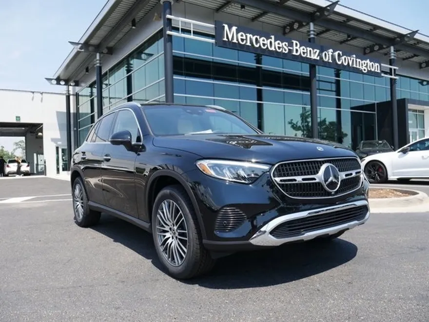 2026 Mercedes Benz GLC 300 photo 1