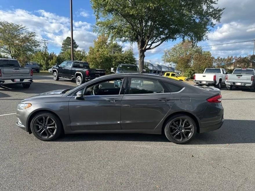 2018 Ford Fusion S photo 1