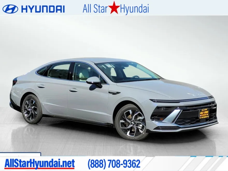 2025 Hyundai Sonata SEL photo 1