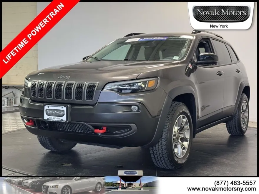 2022 Jeep Cherokee Trailhawk photo 1