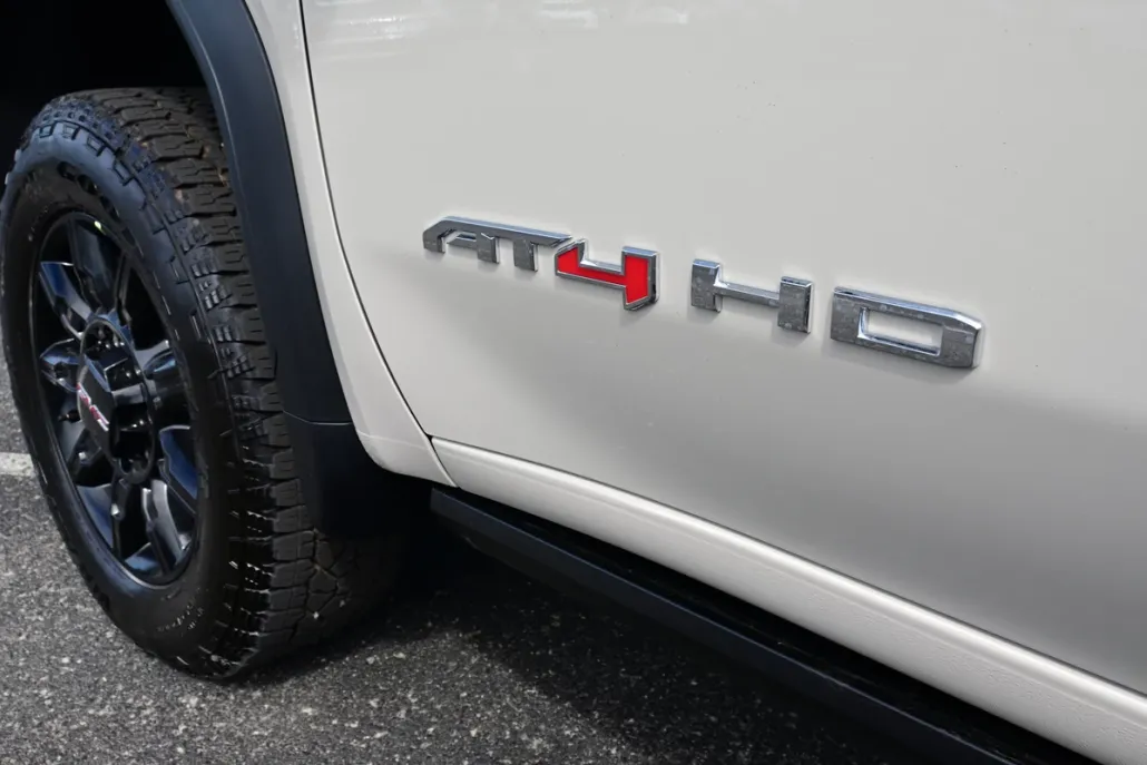 2026 Gmc Sierra 3500 HD AT4 photo 1