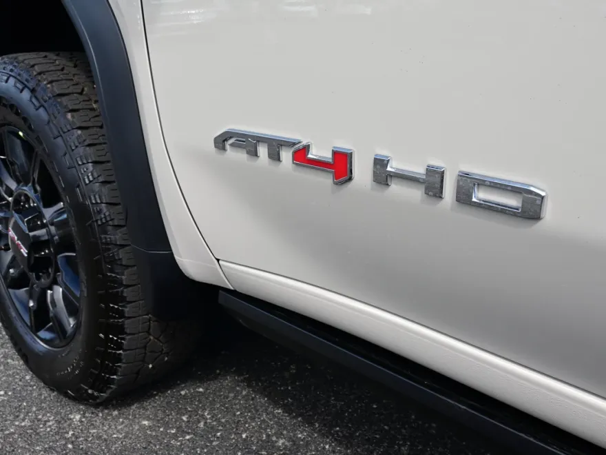 2026 Gmc Sierra 3500 HD AT4 photo 1