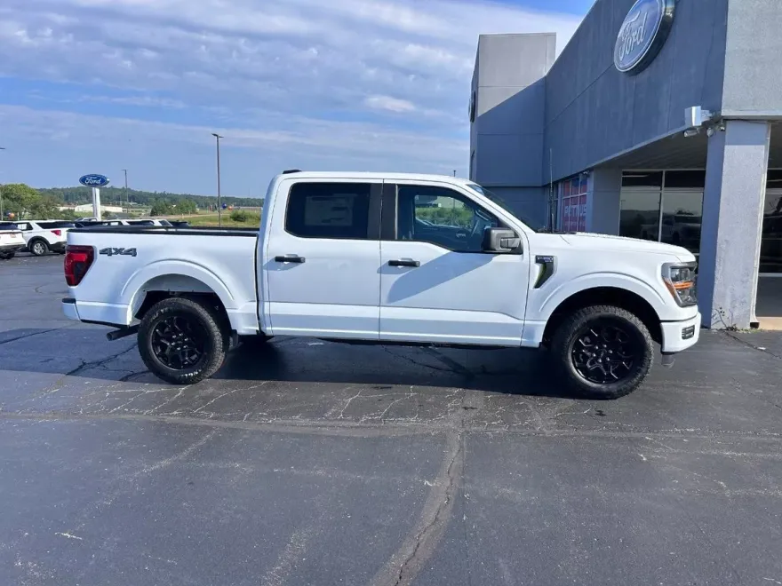 2025 Ford F-150 STX photo 1