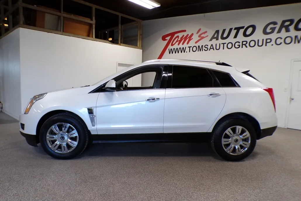 2011 Cadillac SRX Luxury photo 1