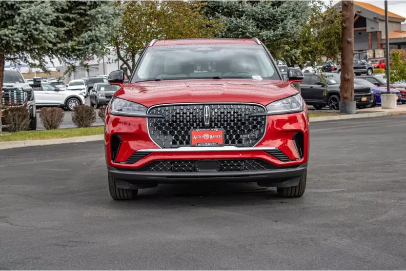 2025 Lincoln Aviator Premiere photo 1