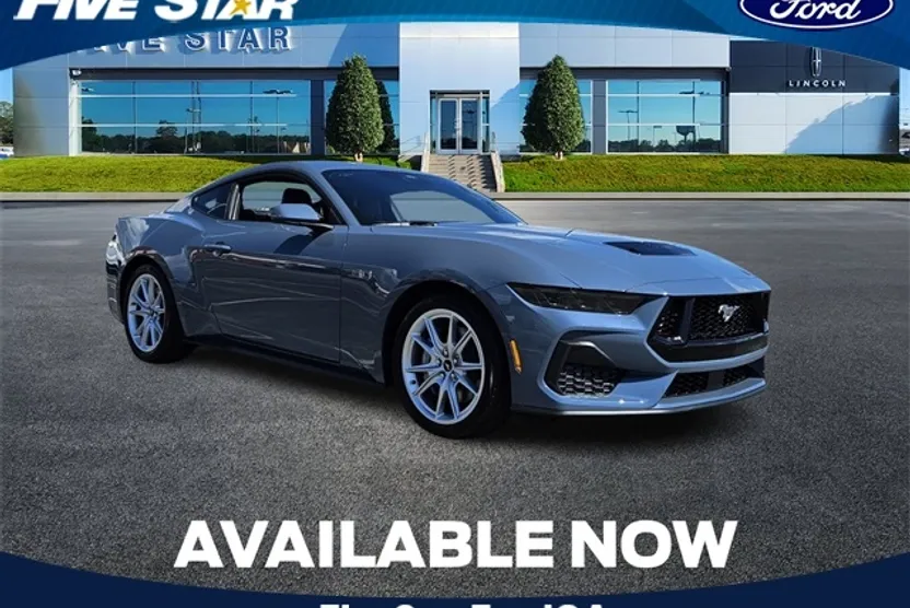 2025 Ford Mustang GT photo 1