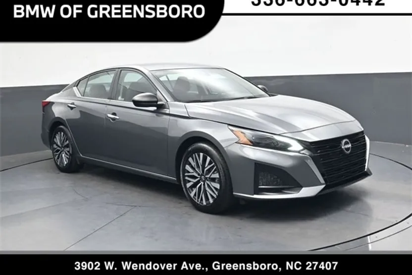 2024 Nissan Altima 2.5 SV photo 1
