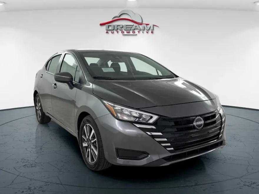 2025 Nissan Versa SV photo 1