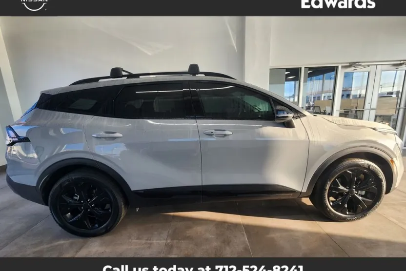 2025 Kia Sportage X-Line photo 1