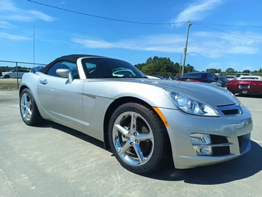 2007 Saturn Sky Convertible photo 1