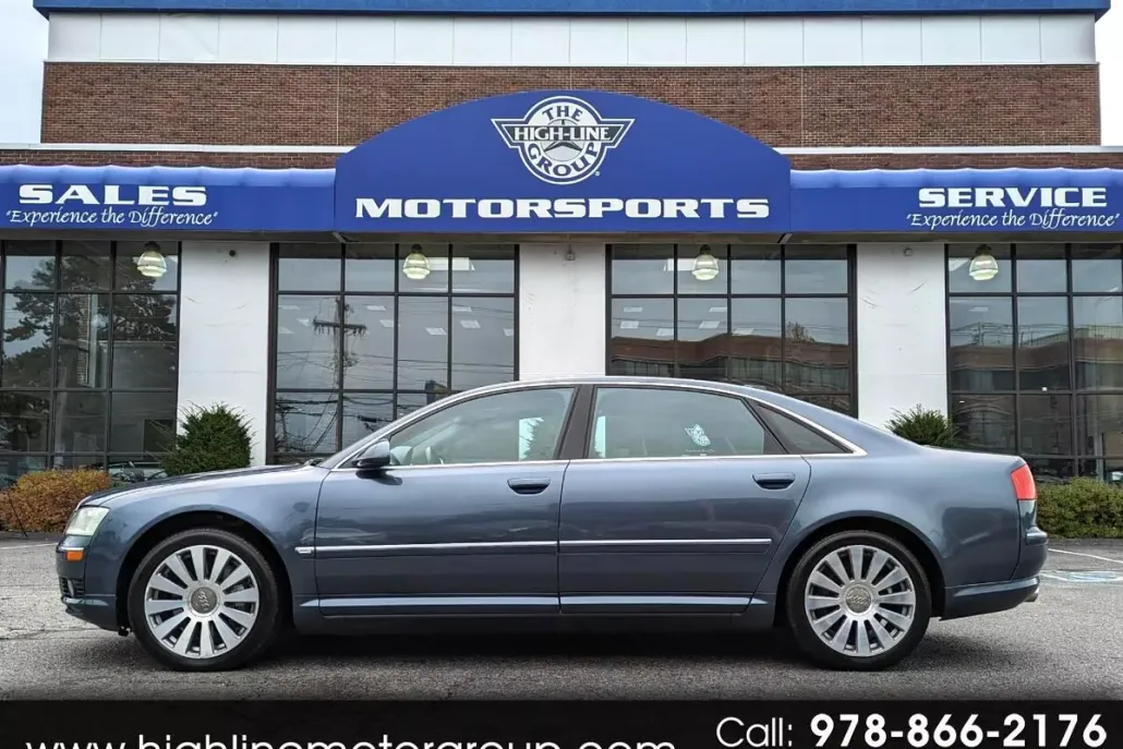 2004 Audi A8 Quattro photo 1