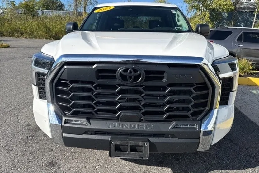 2023 Toyota Tundra SR5 photo 1