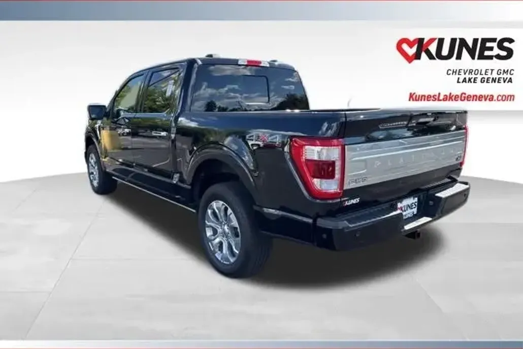 2023 Ford F-150 Platinum photo 1