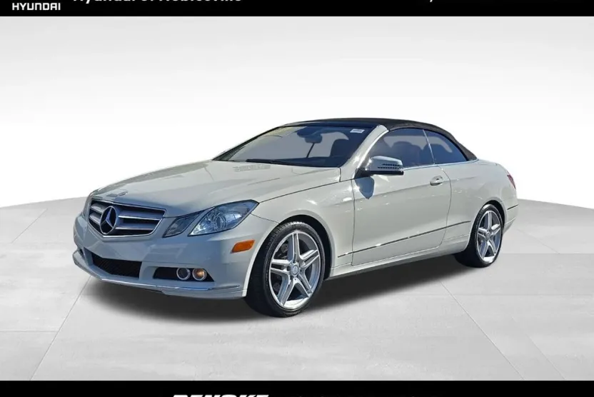 2011 Mercedes Benz E 350 Cabriolet photo 1