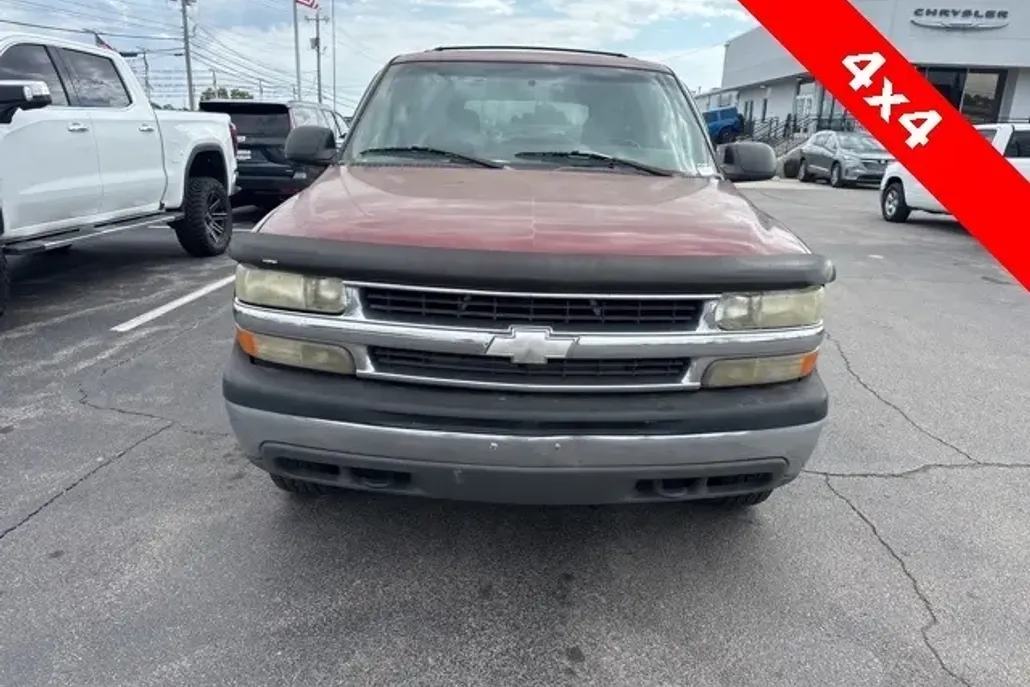 2003 Chevrolet Tahoe LS photo 1