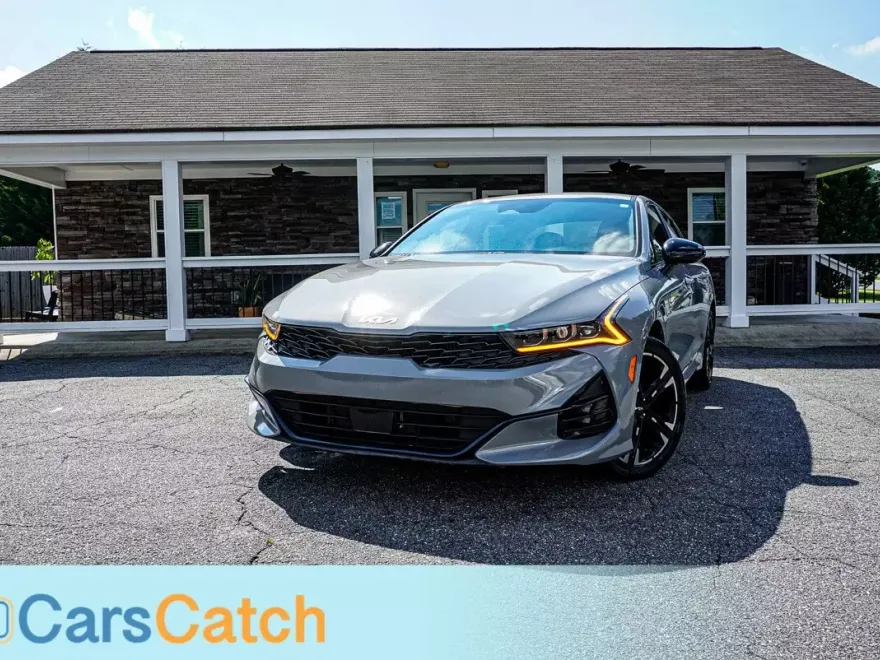 2023 Kia K5 GT-Line photo 1
