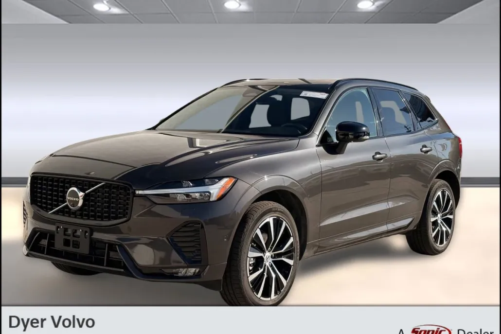 2025 Volvo XC60 Plus photo 1