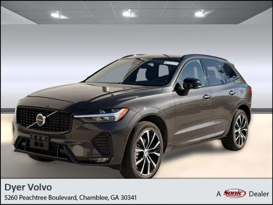 2025 Volvo XC60 Plus photo 1