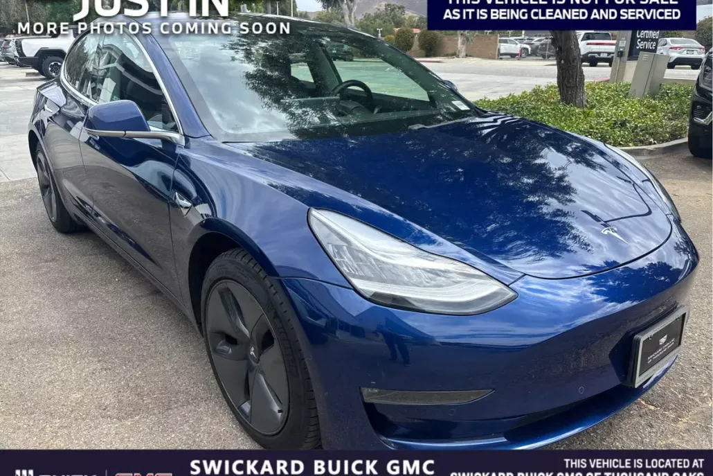 2018 Tesla Model 3 Long Range photo 1