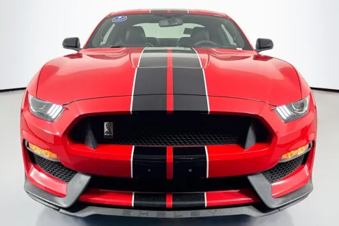 2016 Ford Mustang Shelby GT350 photo 2